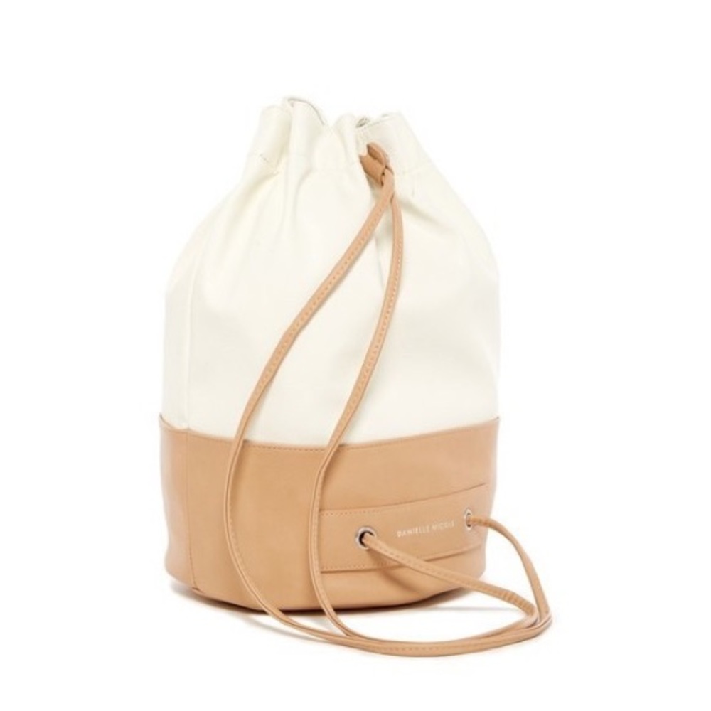 NWT DANIELLE NICOLE Drawstring Backpack